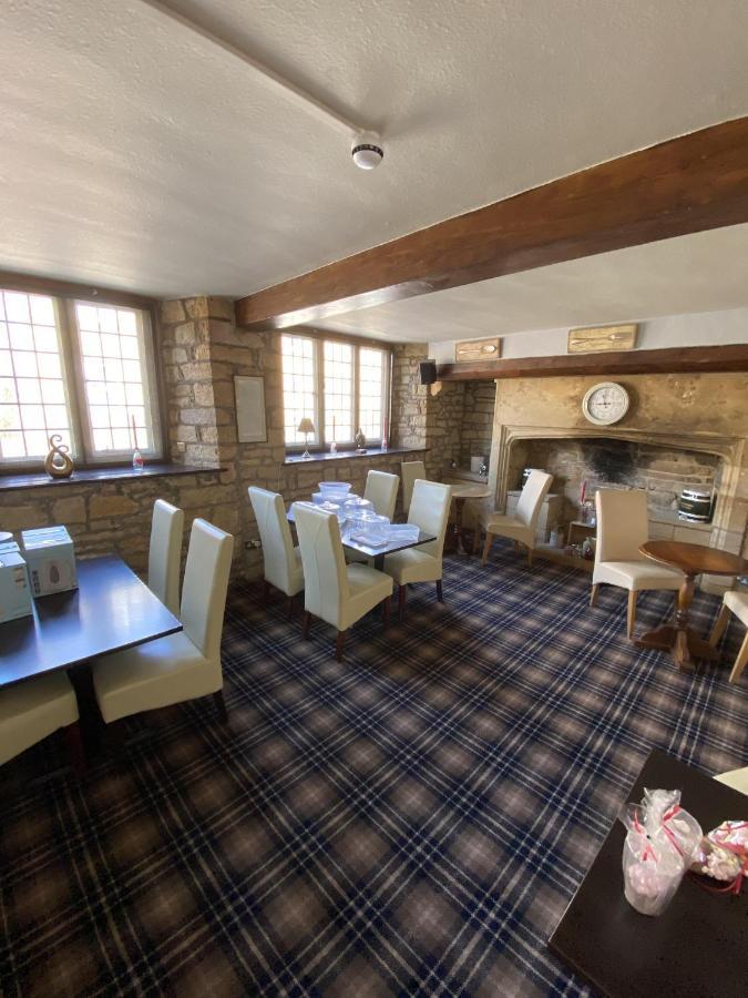 The Fleur-De-Lis Hotel Chiselborough ภายนอก รูปภาพ